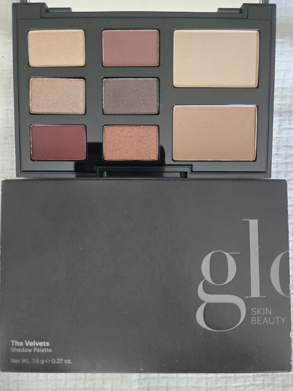 Glo Skin Beauty Eyeshadow Palette - The Velvets